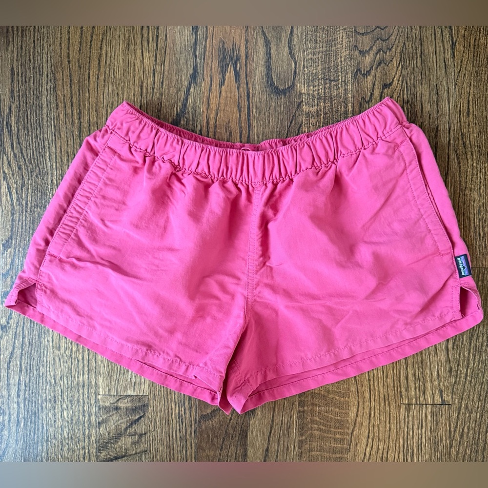 Patagonia Women's Athletic Shorts in Pink size small
